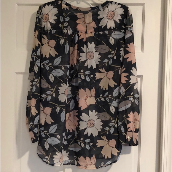 Loft Loose Shear Blouse - Picture 2 of 4